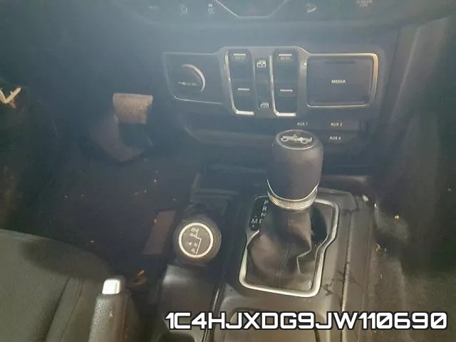 1C4HJXDG9JW110690 фото 10