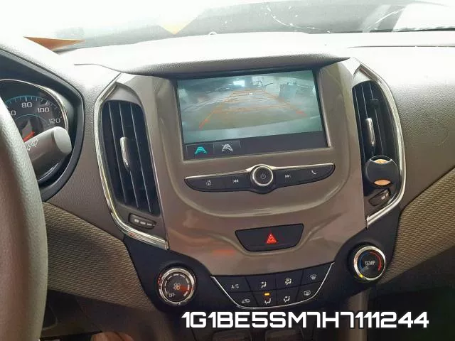 1G1BE5SM7H7111244 фото 10
