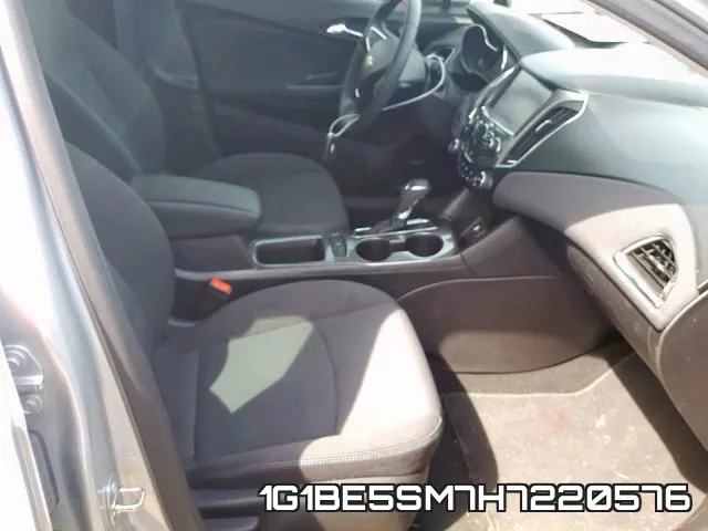 1G1BE5SM7H7220576 фото 6