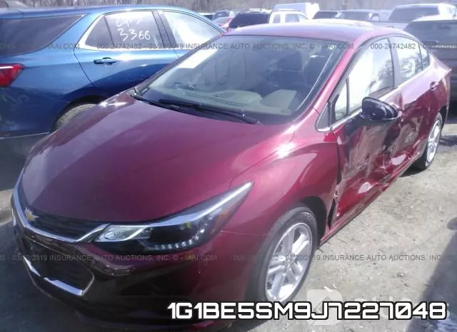 1G1BE5SM9J7227048 фото 3