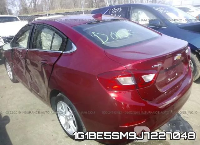 1G1BE5SM9J7227048 фото 4