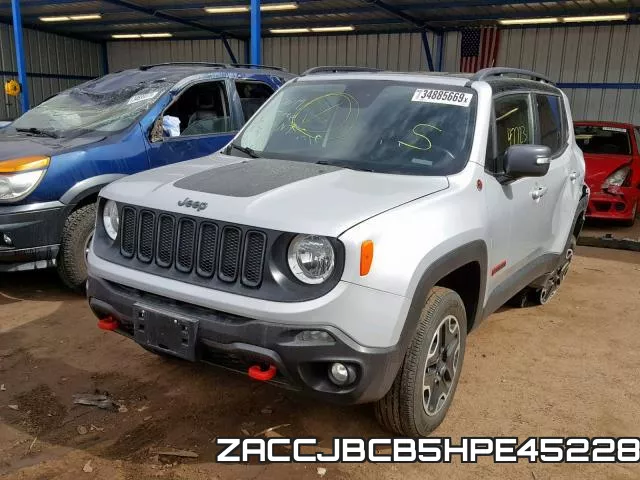 ZACCJBCB5HPE45228 фото 3