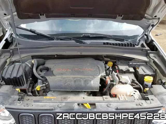 ZACCJBCB5HPE45228 фото 8