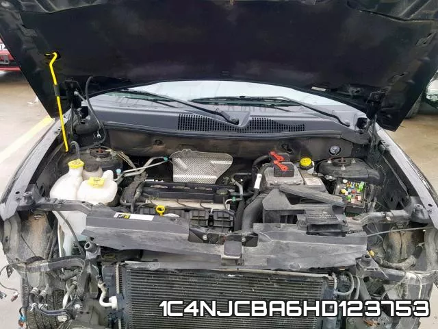 1C4NJCBA6HD123753 фото 8