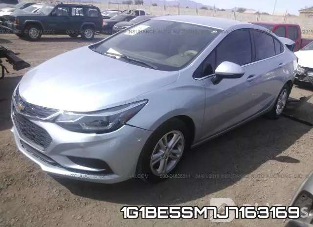 1G1BE5SM7J7163169 фото 3