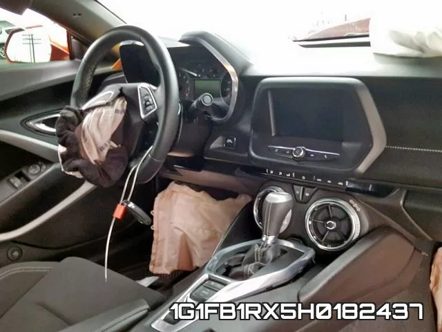 1G1FB1RX5H0182437 фото 10