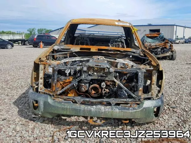 1GCVKREC3JZ253964 фото 10