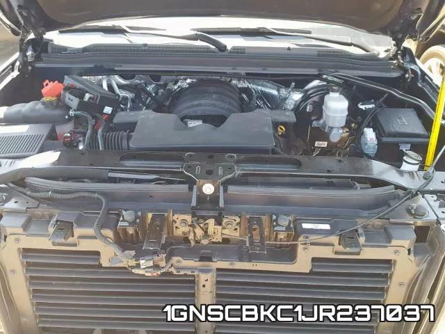1GNSCBKC1JR237037 фото 8