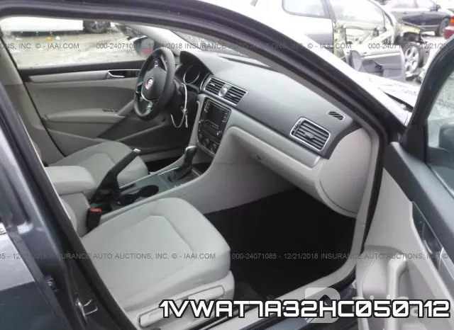 1VWAT7A32HC050712 фото 6
