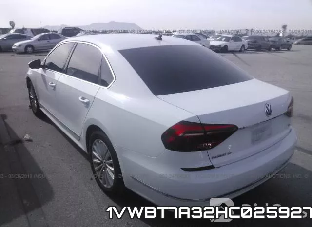 1VWBT7A32HC025927 фото 4