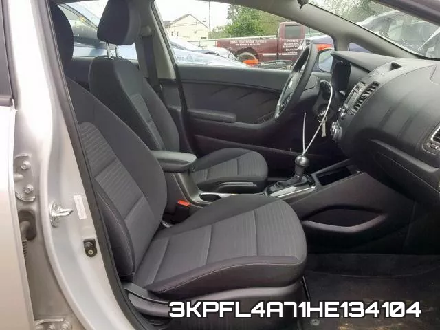 3KPFL4A71HE134104 фото 6
