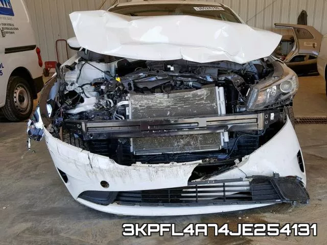 3KPFL4A74JE254131 фото 10