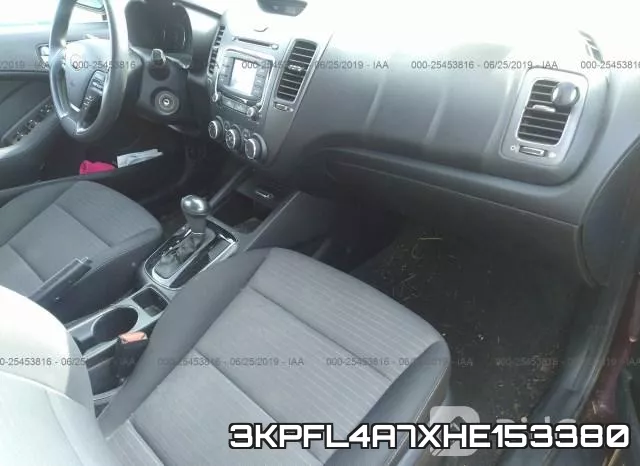 3KPFL4A7XHE153380 фото 6