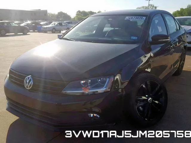 3VWD17AJ5JM205758 фото 3