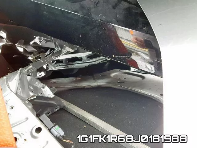 1G1FK1R68J0181988 фото 7