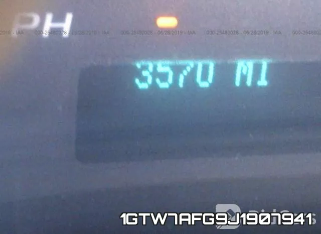 1GTW7AFG9J1907941 фото 8