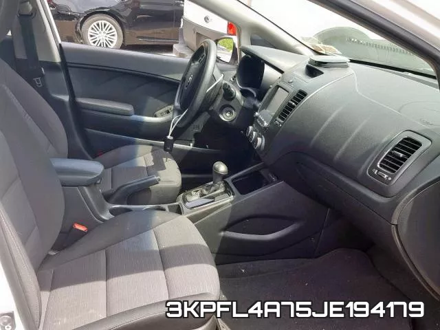3KPFL4A75JE194179 фото 6