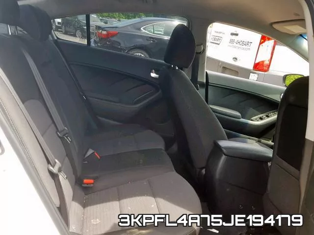 3KPFL4A75JE194179 фото 7