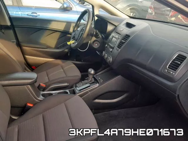 3KPFL4A79HE071673 фото 6