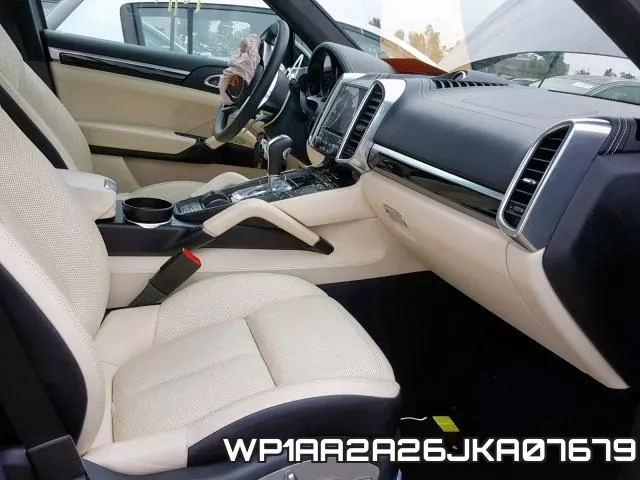 WP1AA2A26JKA07679 фото 6