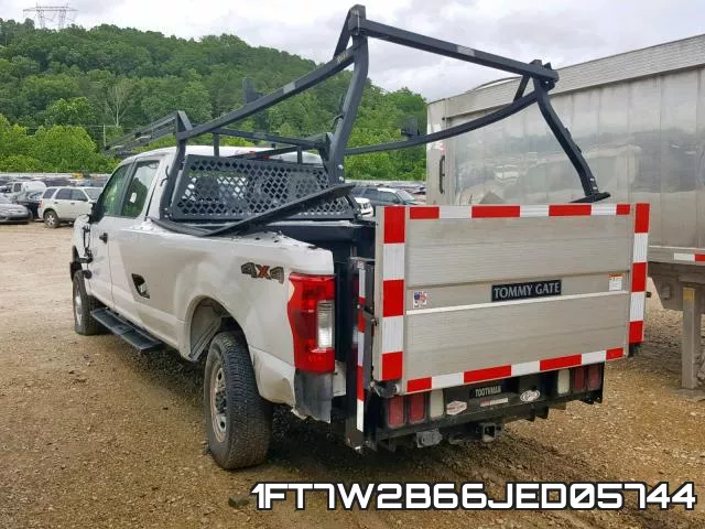 1FT7W2B66JED05744 фото 4