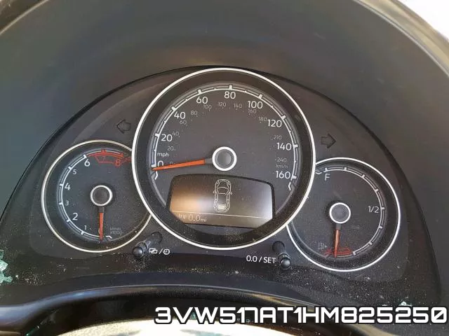 3VW517AT1HM825250 фото 9