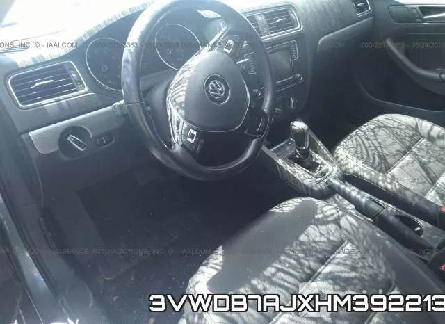3VWDB7AJXHM392213 фото 6