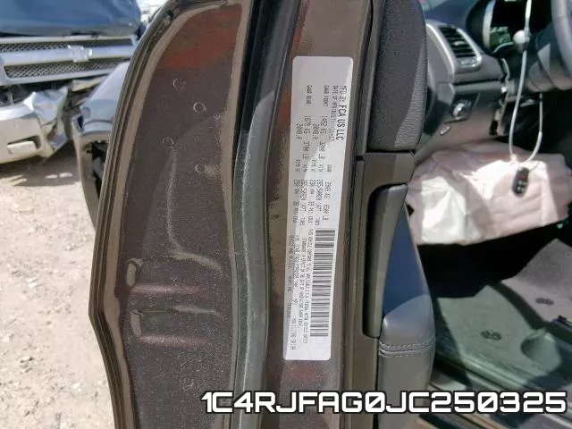 1C4RJFAG0JC250325 фото 2