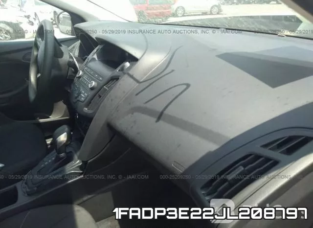 1FADP3E22JL208797 фото 6