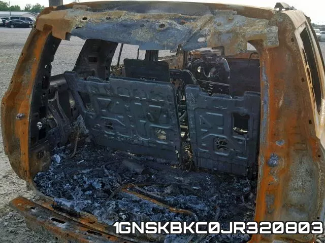 1GNSKBKC0JR320803 фото 10