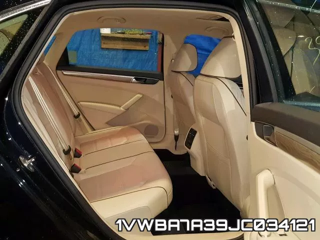 1VWBA7A39JC034121 фото 7
