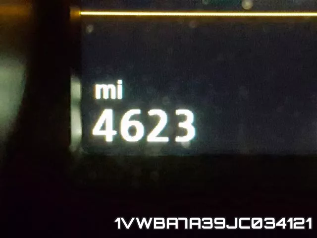 1VWBA7A39JC034121 фото 9