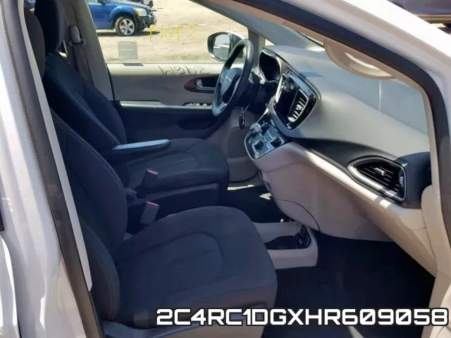 2C4RC1DGXHR609058 фото 6