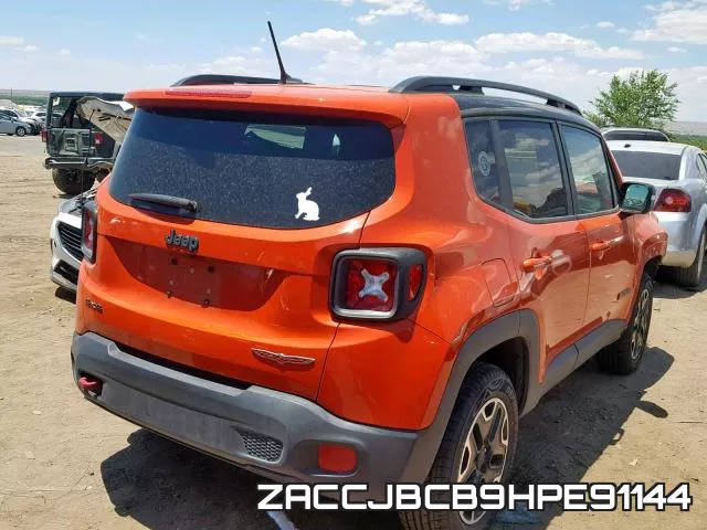 ZACCJBCB9HPE91144 фото 5