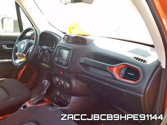 ZACCJBCB9HPE91144 фото 10