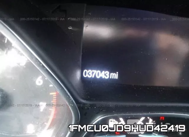 1FMCU0JD9HUD42419 фото 8