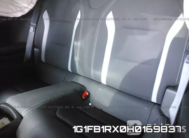 1G1FB1RX0H0169837 фото 9