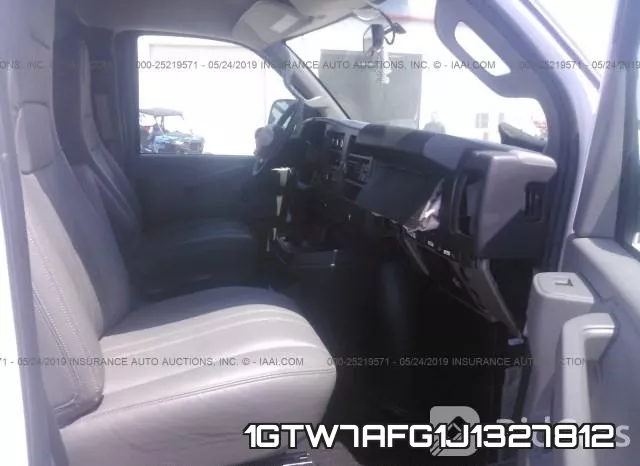 1GTW7AFG1J1327812 фото 6