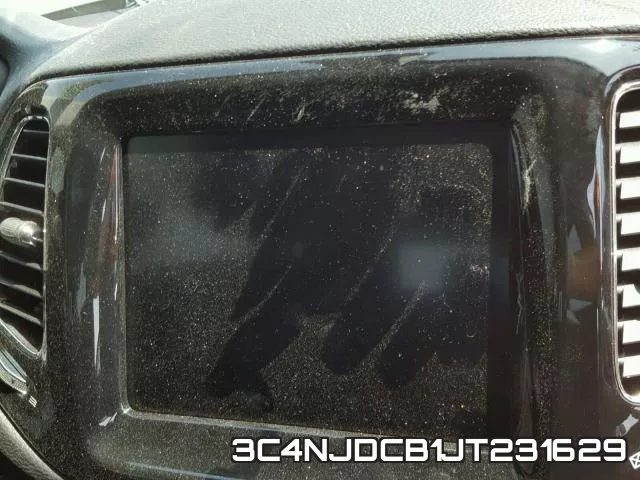 3C4NJDCB1JT231629 фото 10