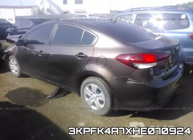 3KPFK4A7XHE070924 фото 4