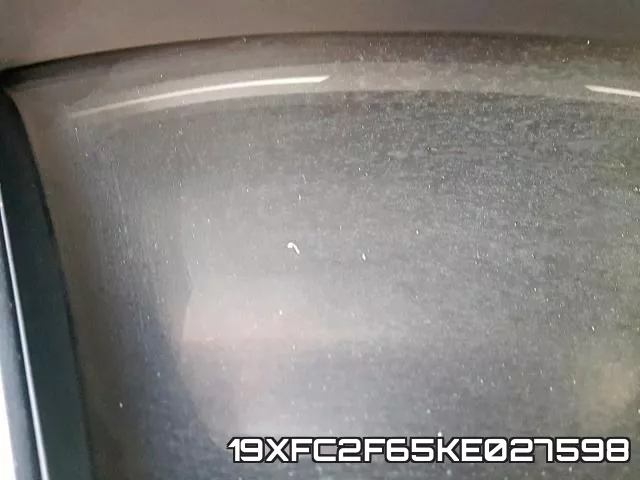 19XFC2F65KE027598 фото 9