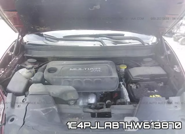 1C4PJLAB7HW613870 фото 2