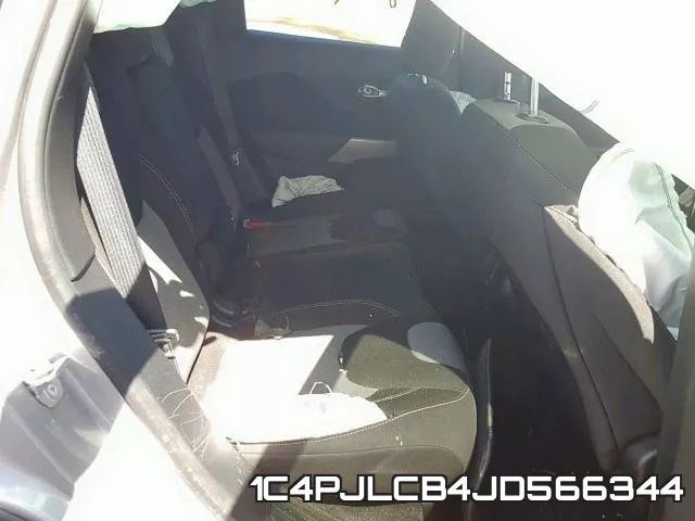 1C4PJLCB4JD566344 фото 7
