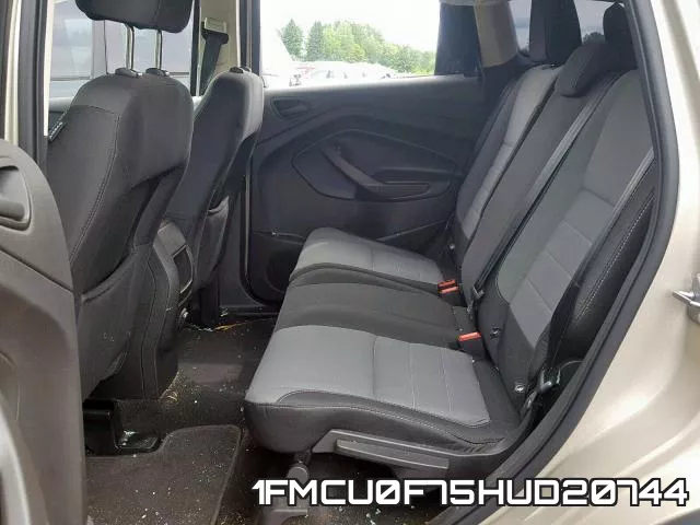 1FMCU0F75HUD20744 фото 7