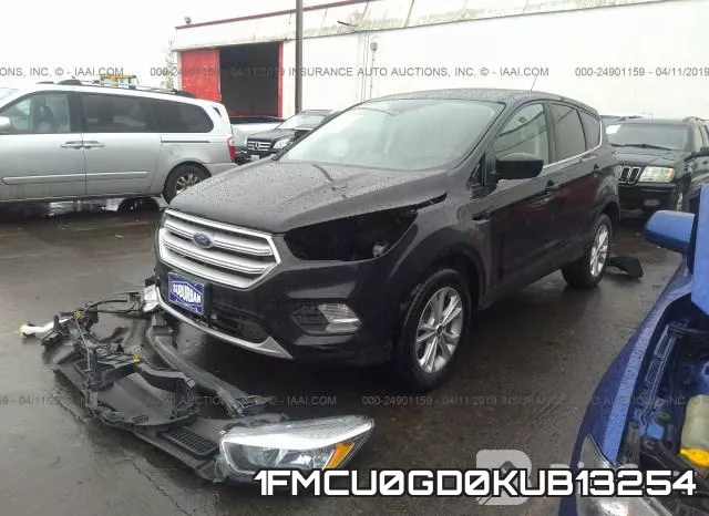 1FMCU0GD0KUB13254 фото 3