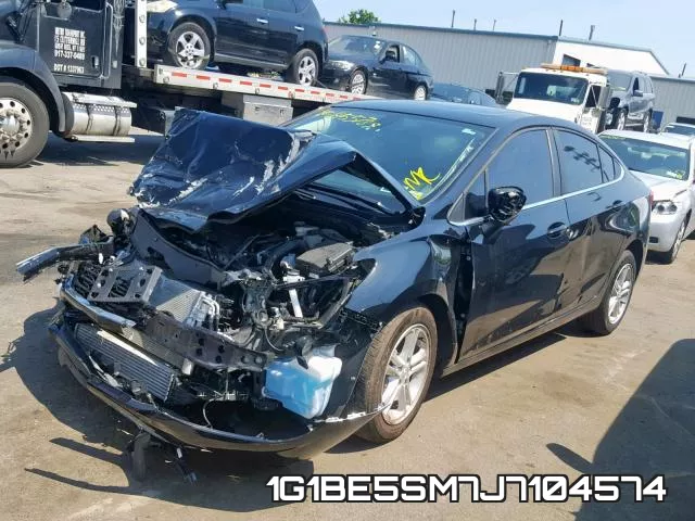 1G1BE5SM7J7104574 фото 3