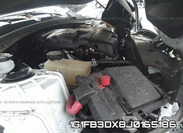 1G1FB3DX8J0165186 фото 2
