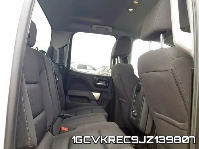 1GCVKREC9JZ139807 фото 7