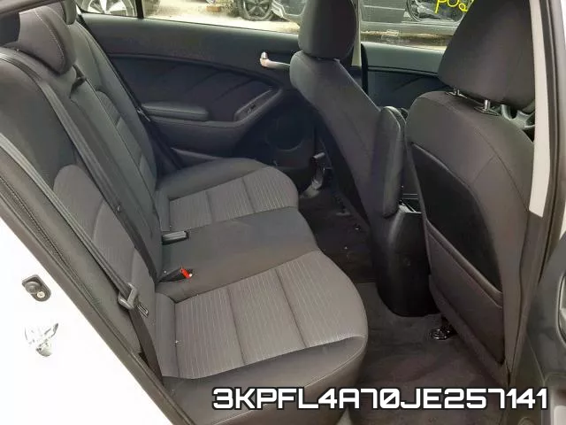 3KPFL4A70JE257141 фото 7