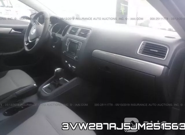 3VW2B7AJ5JM251563 фото 6